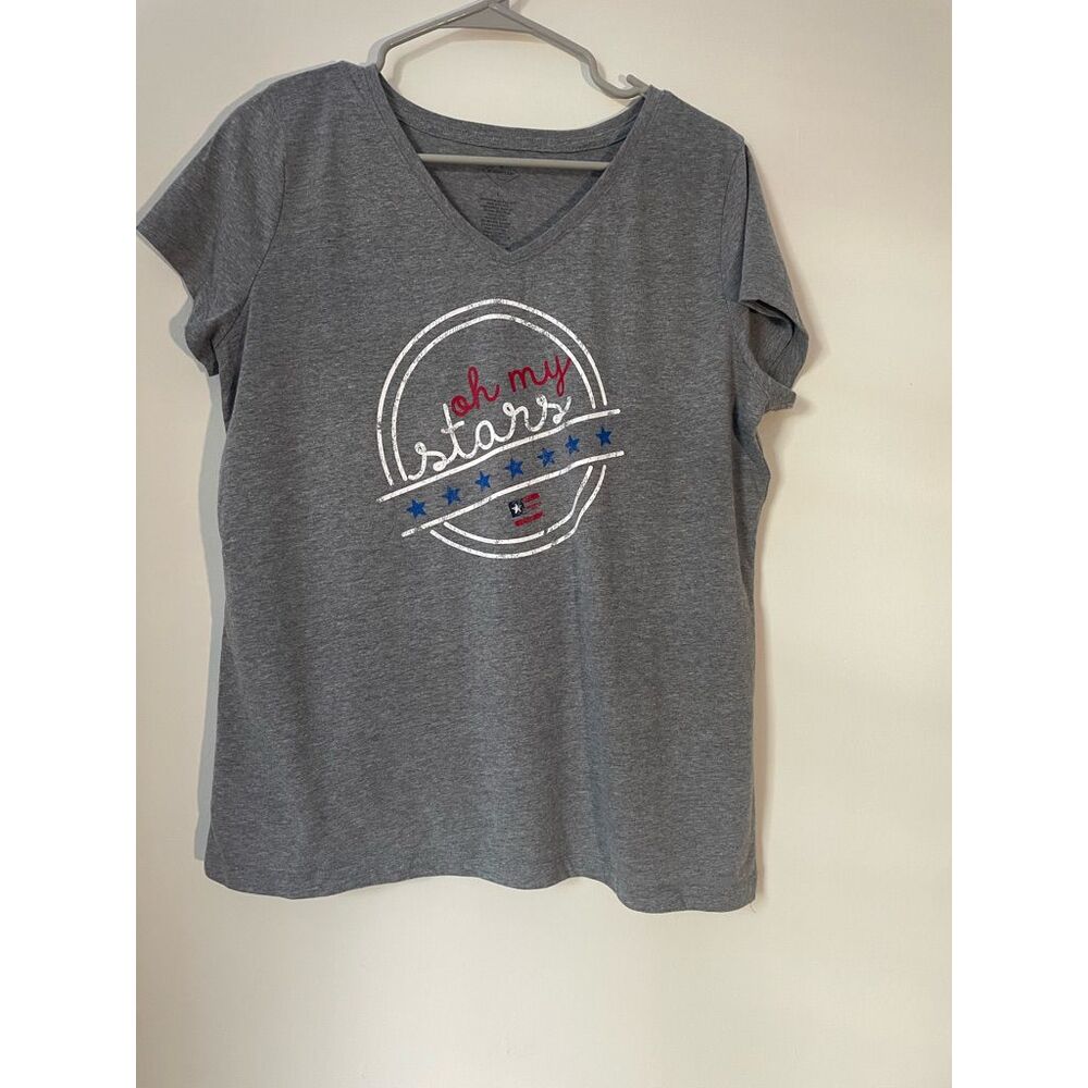 St. John’s Bay Gray Short Sleeve Patriotic Oh My Stars Large Shirt